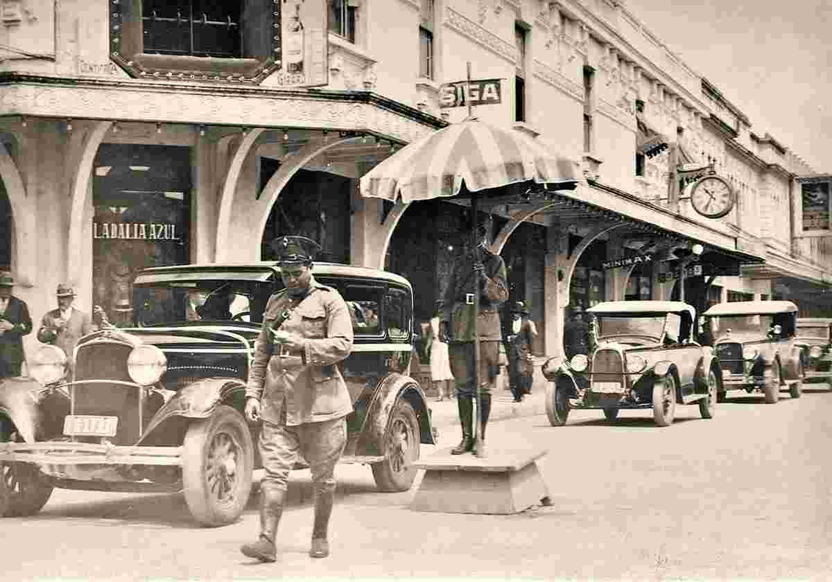 Guatemala City. Sixth Avenue, circa 1935