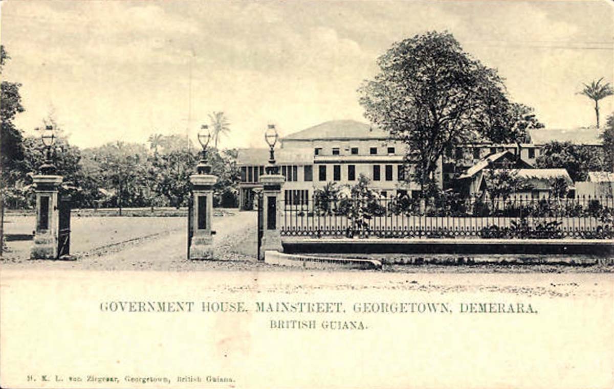 Georgetown. Government House on Main street