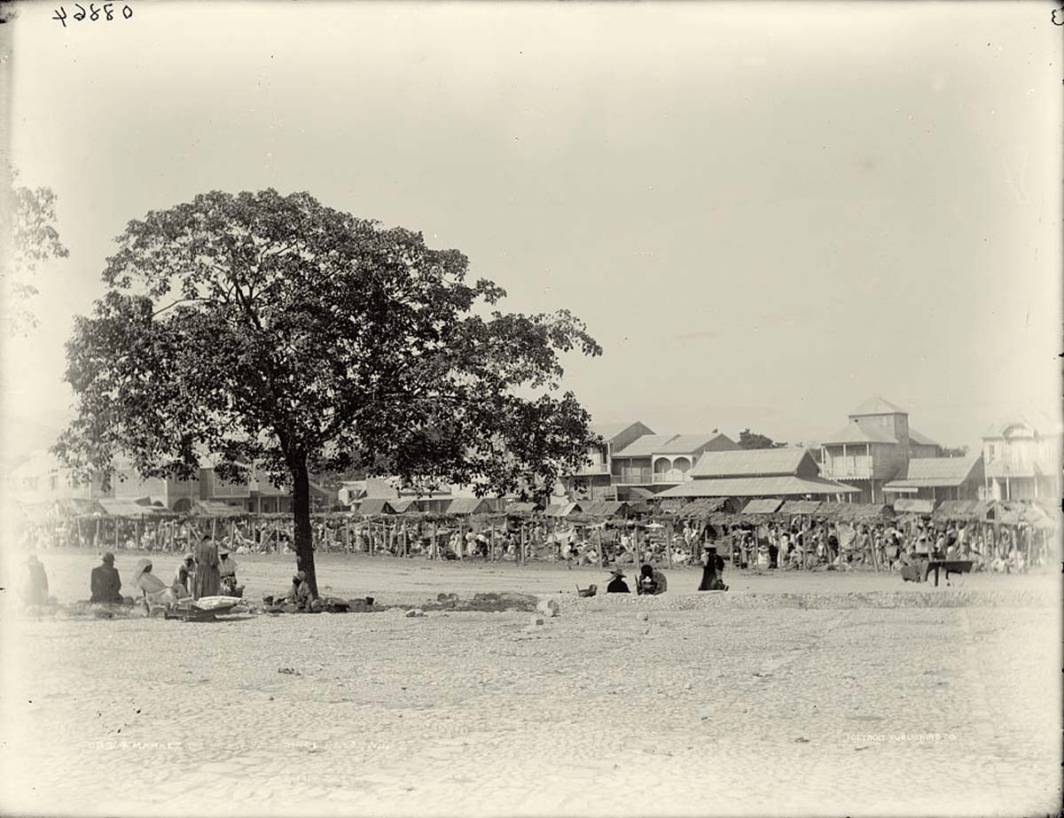 Port-au-Prince. Market Day, between 1880 and 1901
