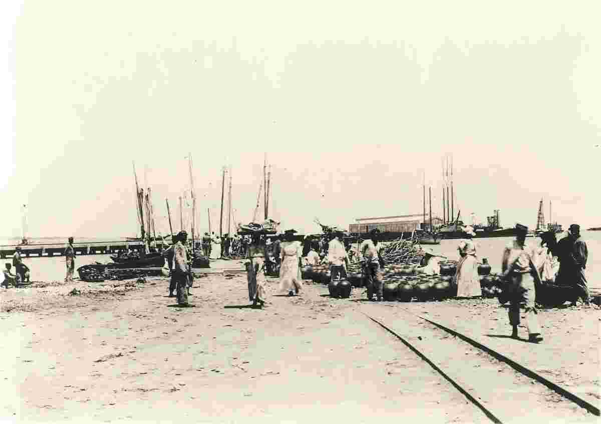 Port-au-Prince. Waterfront, between 1909 and 1920