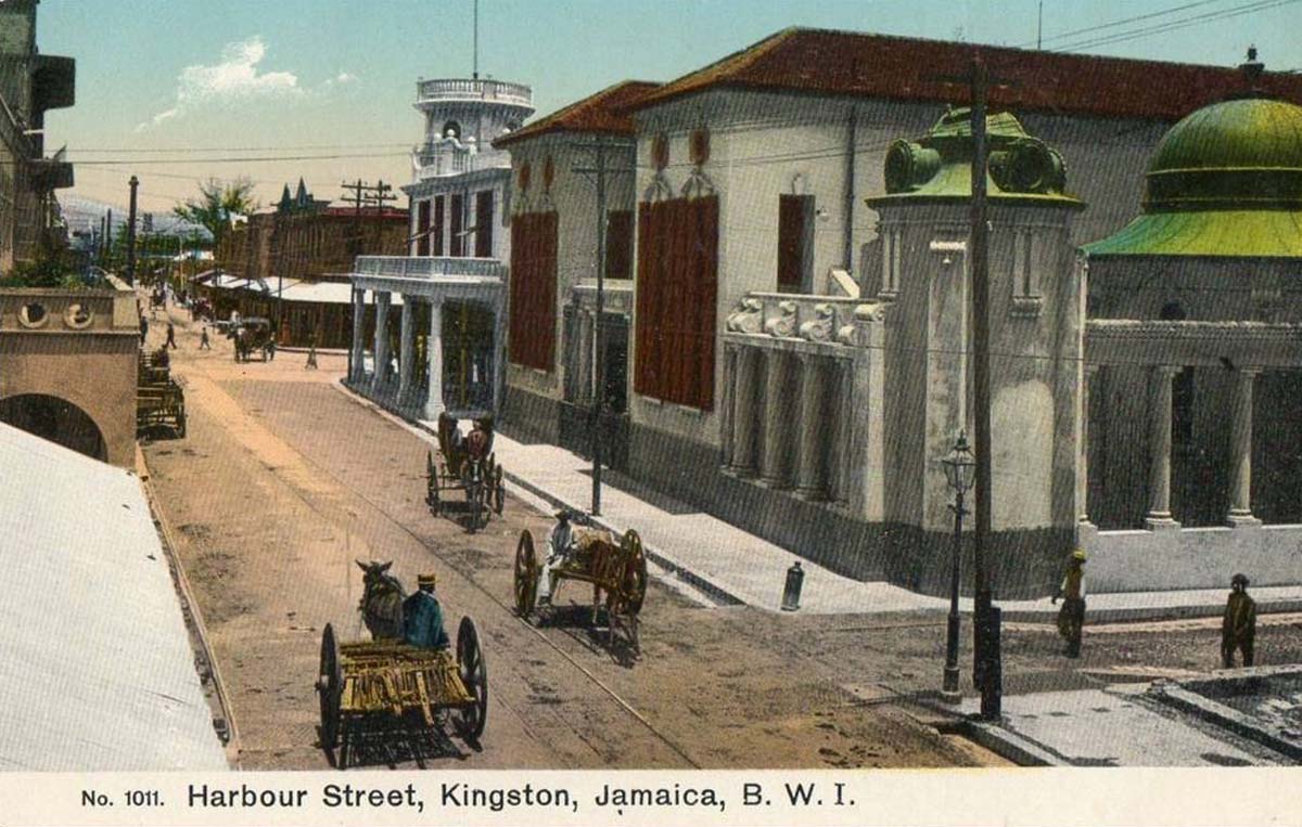 Kingston. Colonial Bank on Harbour Street, 1918