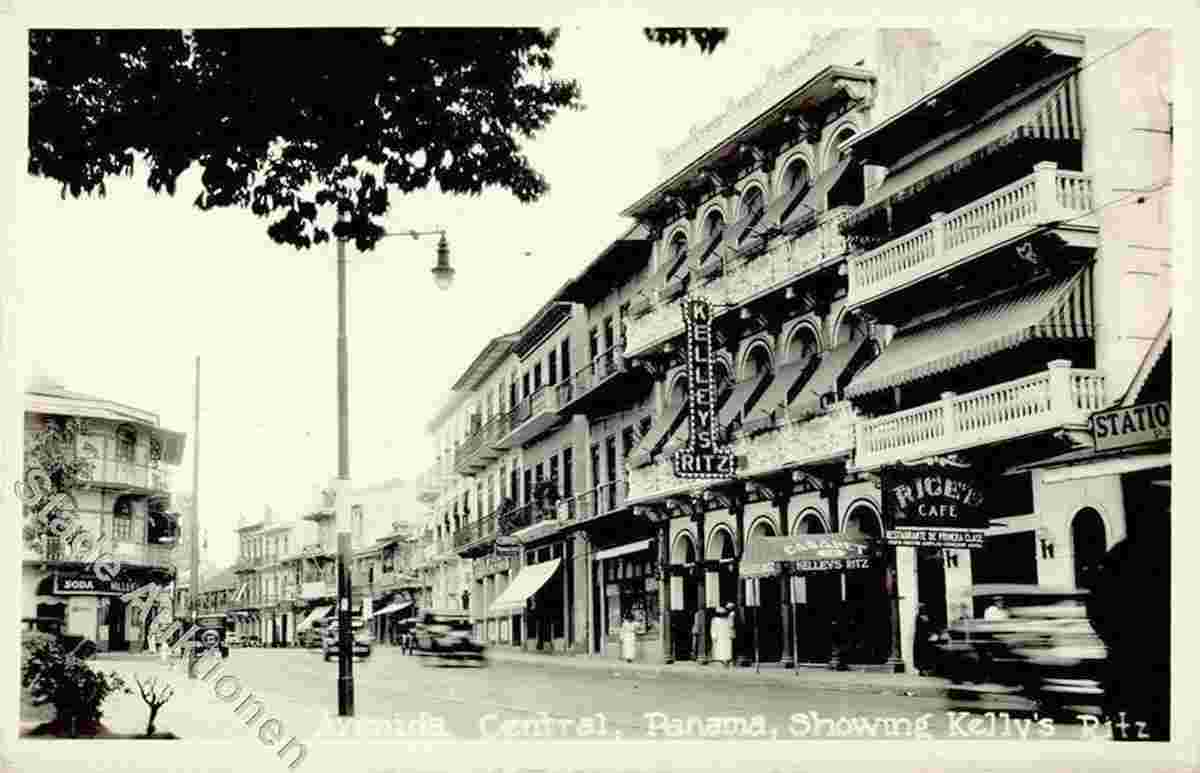 Panama City. Central Avenue, Cabaret Kelli Ritz