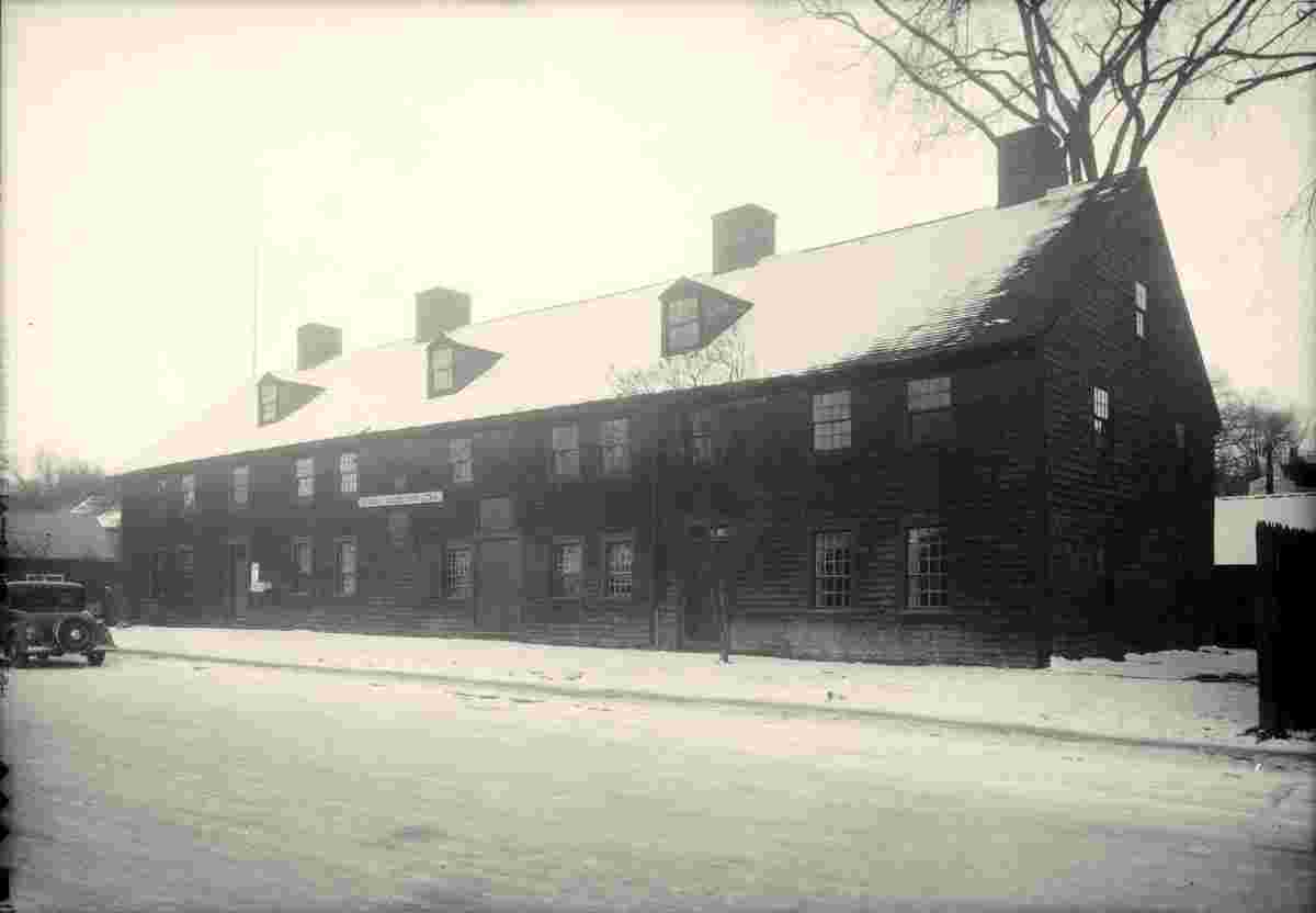 Augusta. Fort Western, Main Building, Bowman Street, 1936