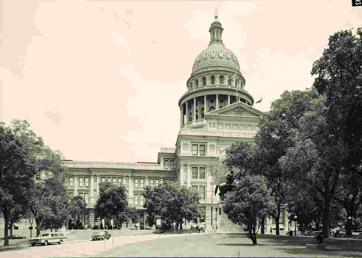 Austin. Texas State Capitol, Eleventh Street at Congress Avenue