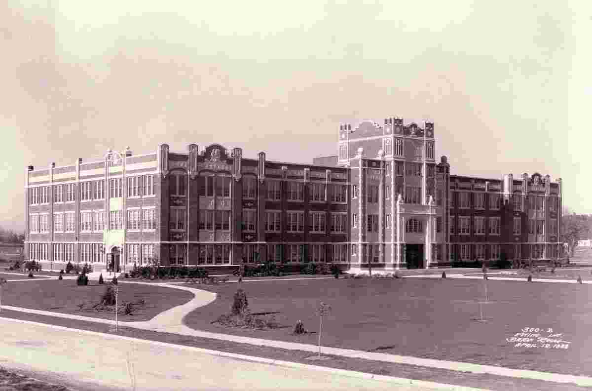 Baton Rouge. High School, 1928