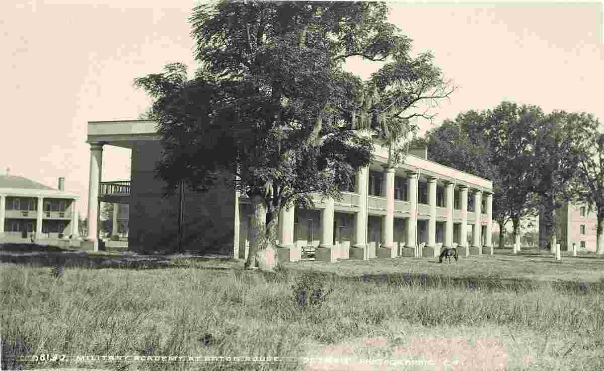 Baton Rouge. Military academy, between 1880 and 1897