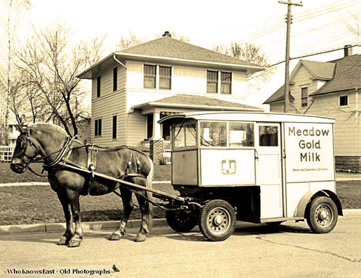 Lincoln. Milk delivery wagon, 1942
