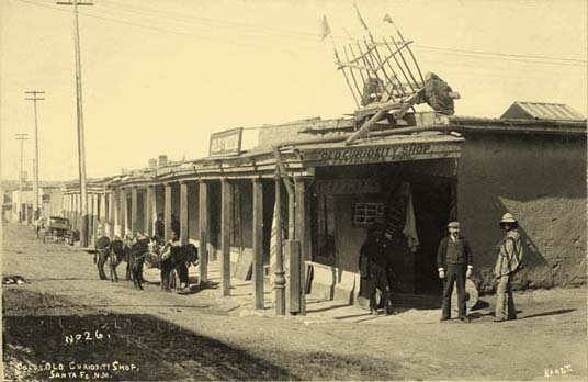 Santa Fe. Gold's Old Curiosity Shop