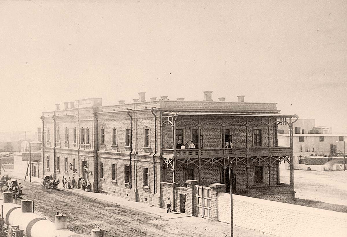 Baku. Oil train and office building