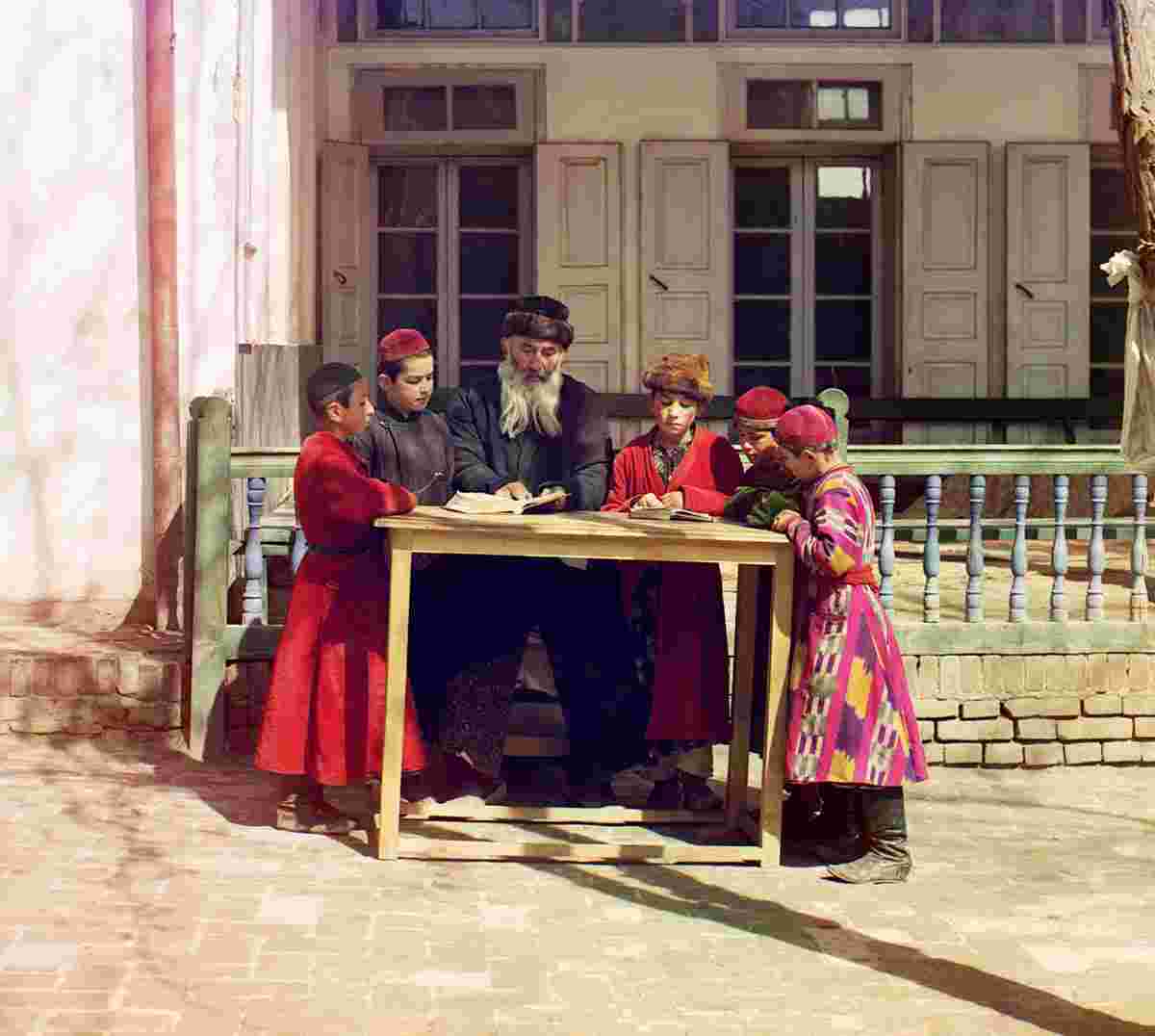Samarkand. A group of Jewish children with a teacher, 1905