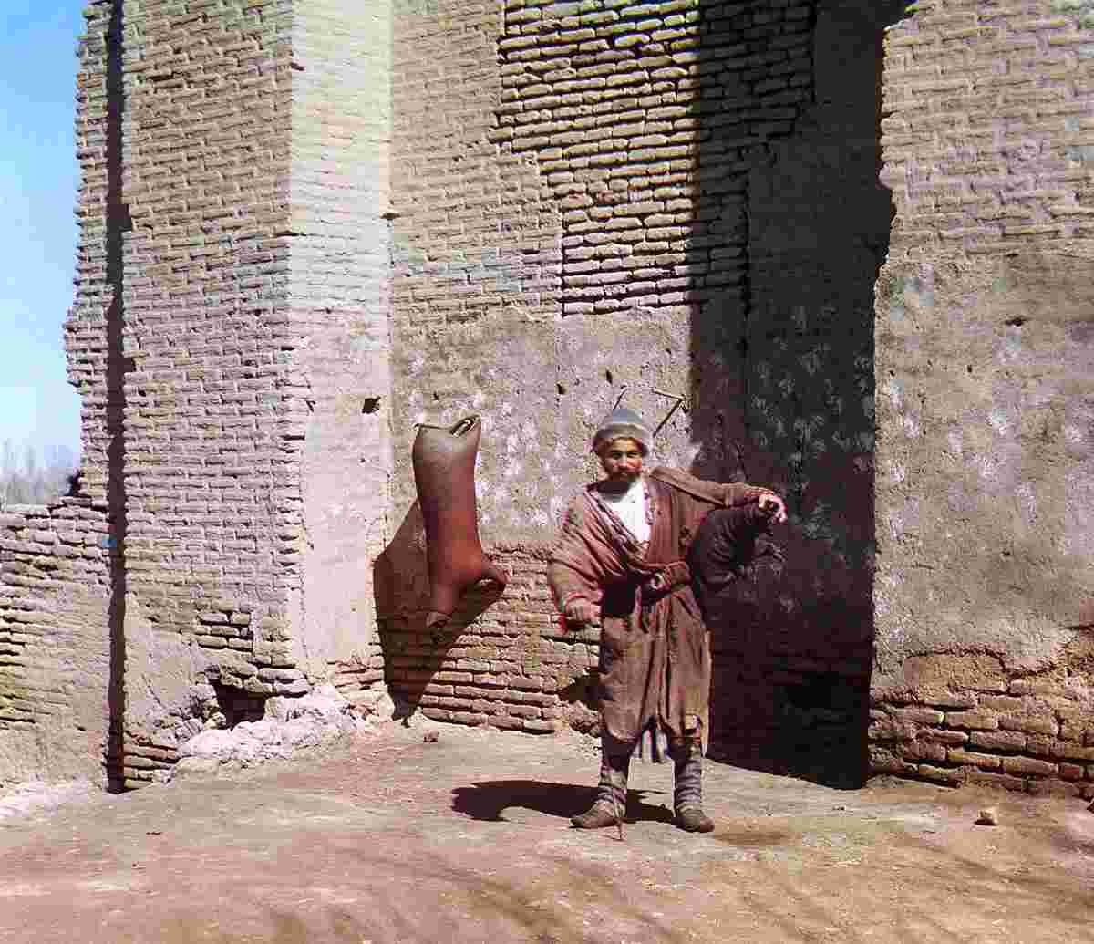Samarkand. Water Carrier, 1905