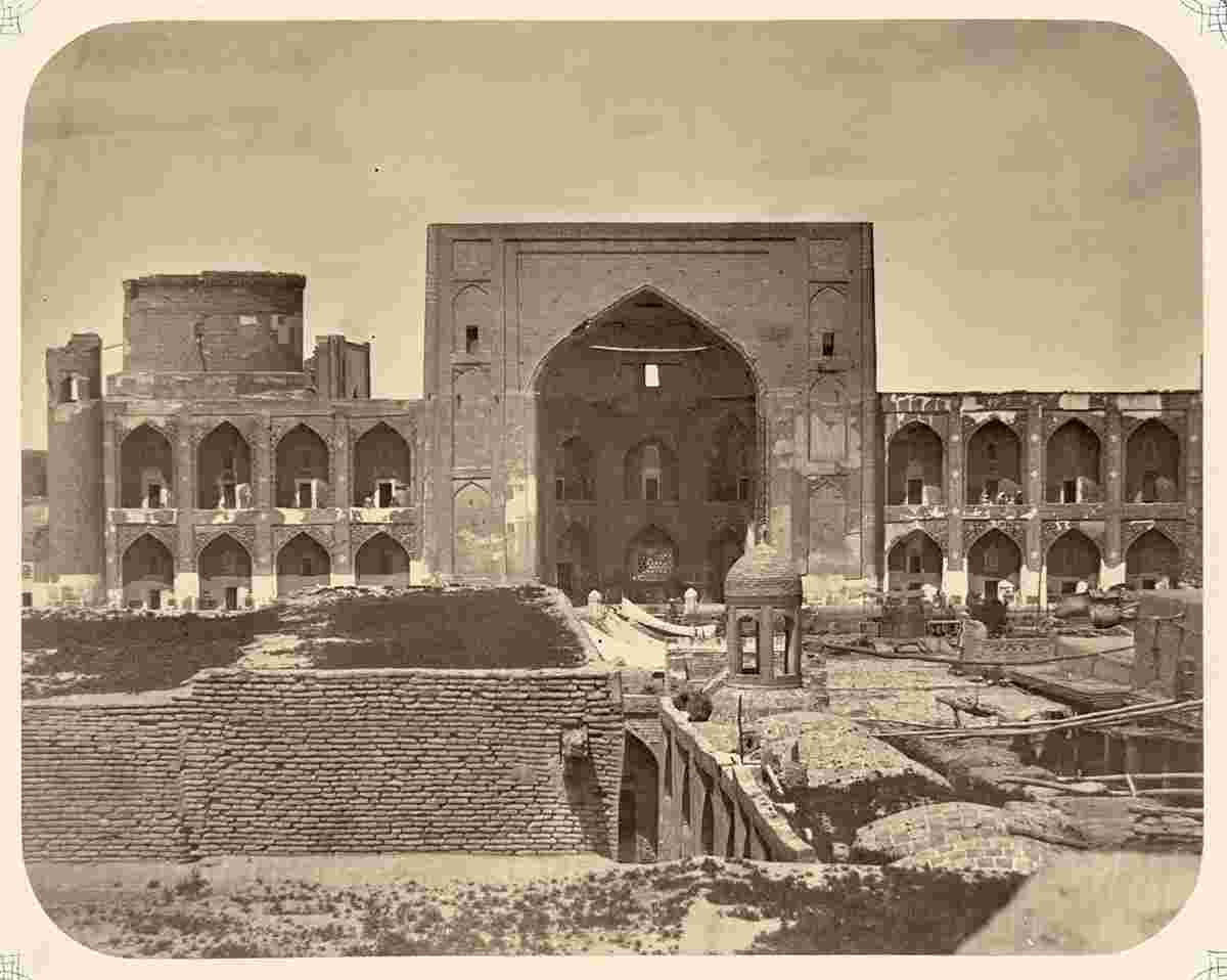 Samarkand. Tilla Kori madrasa, built by order of Yalangtush Bahadir, 1868