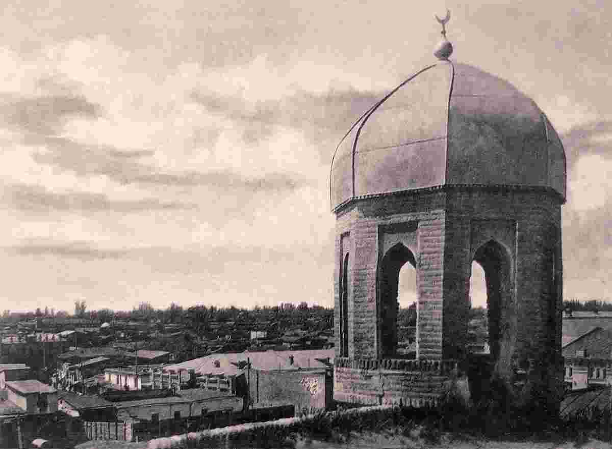 Tashkent. Azanchikhana, bouquet (corner column) Beklyarbek Madrasah, 1925