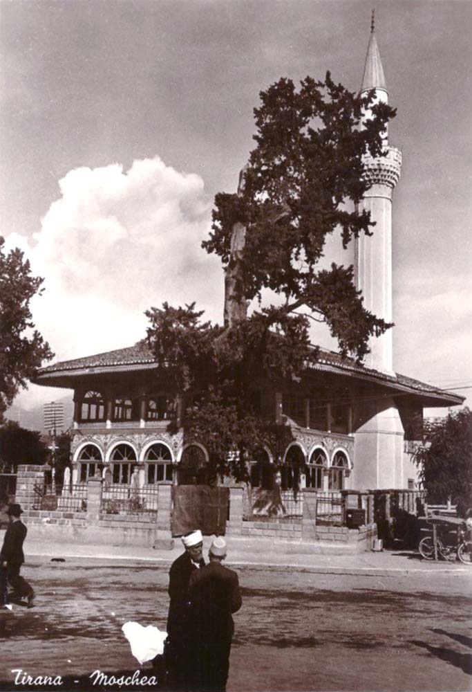 Tirana. Mosque