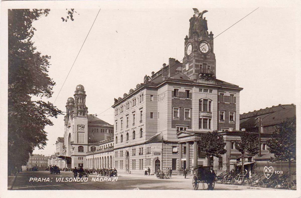 Prague main railway station, 1930s