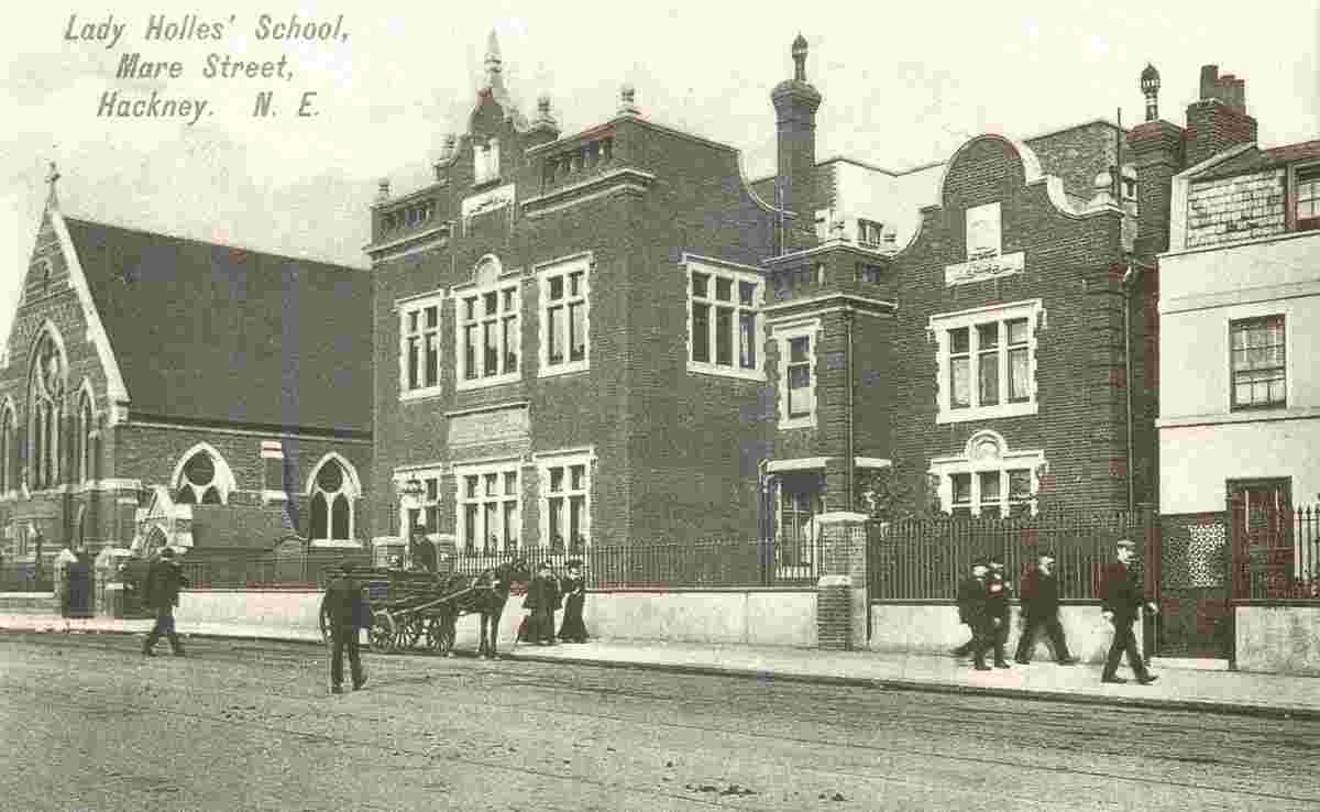 Greater London. Hackney - Lady Holles' School, Mare Street