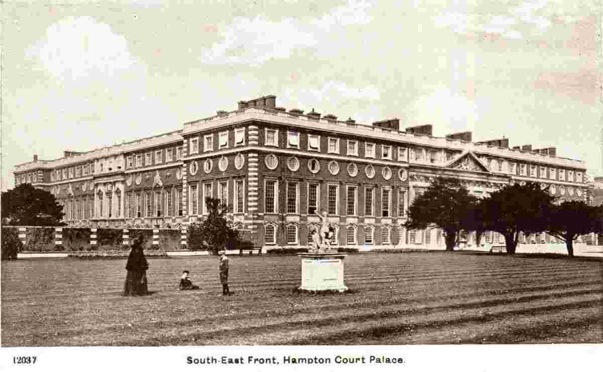 Greater London. Hampton Court Palace, South East Front