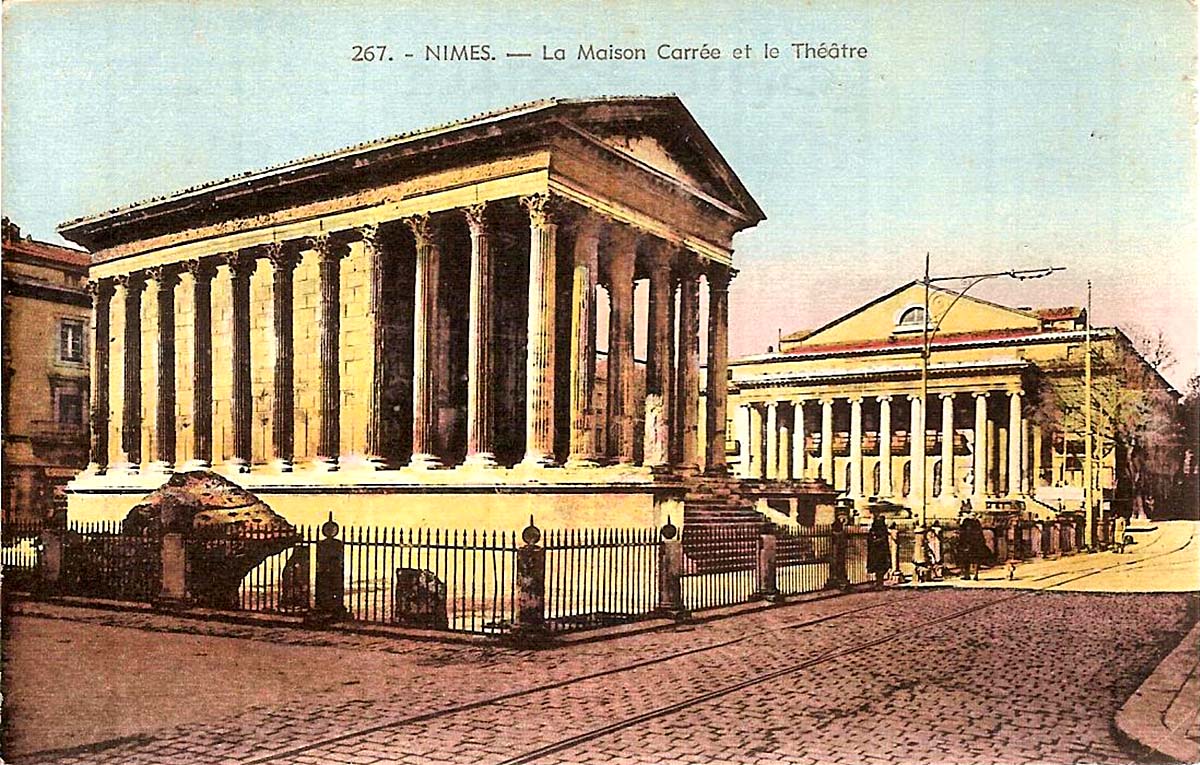 Nîmes. La Maison Carrée et le Théâtre
