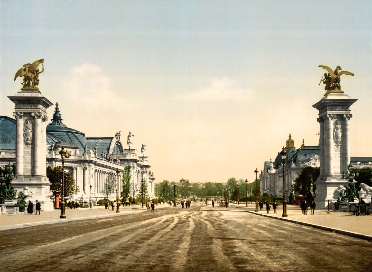 Paris. Exposition Universal 1900 - Grand Palace and Petit Palace, circa 1890
