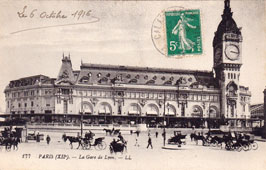 Paris. Lyonian railway station, 1916