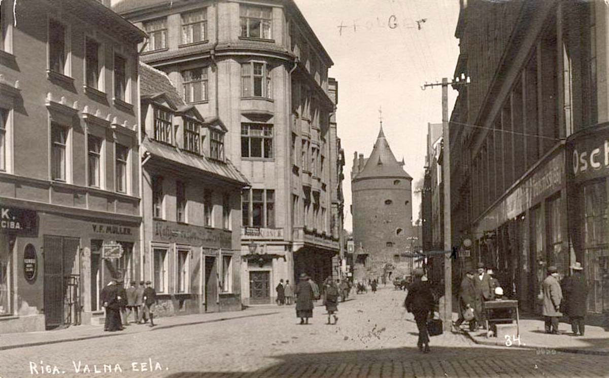 Riga. Old Town - Valnu Street and Powder Tower, between 1920 and 1930