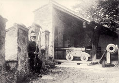 Vaduz. Castle and last soldier, between 1925 and 1935