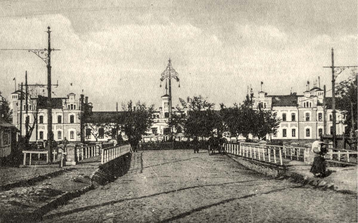 Chisinau (Kishinev). Building Railway station and station square, circa 1920