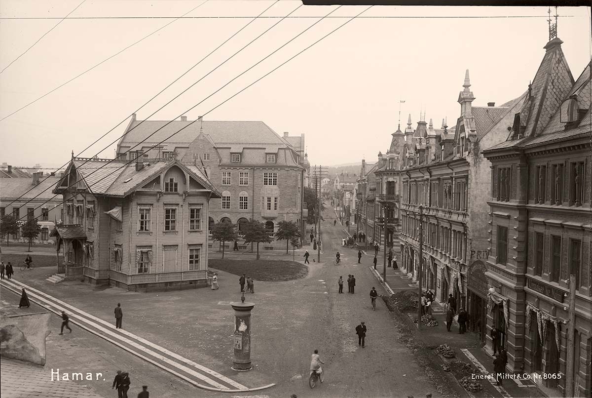 Hamar. City square, between 1900 and 1950