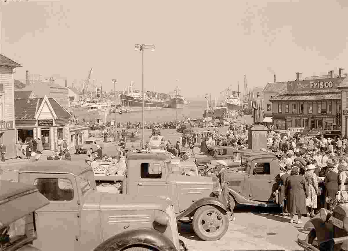 Stavanger. Market, june 1951