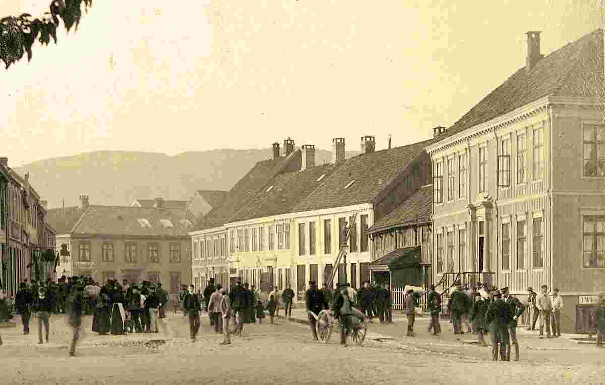 Trondheim. Corner of Munkegata and Olav Tryggvasons gate, 1893