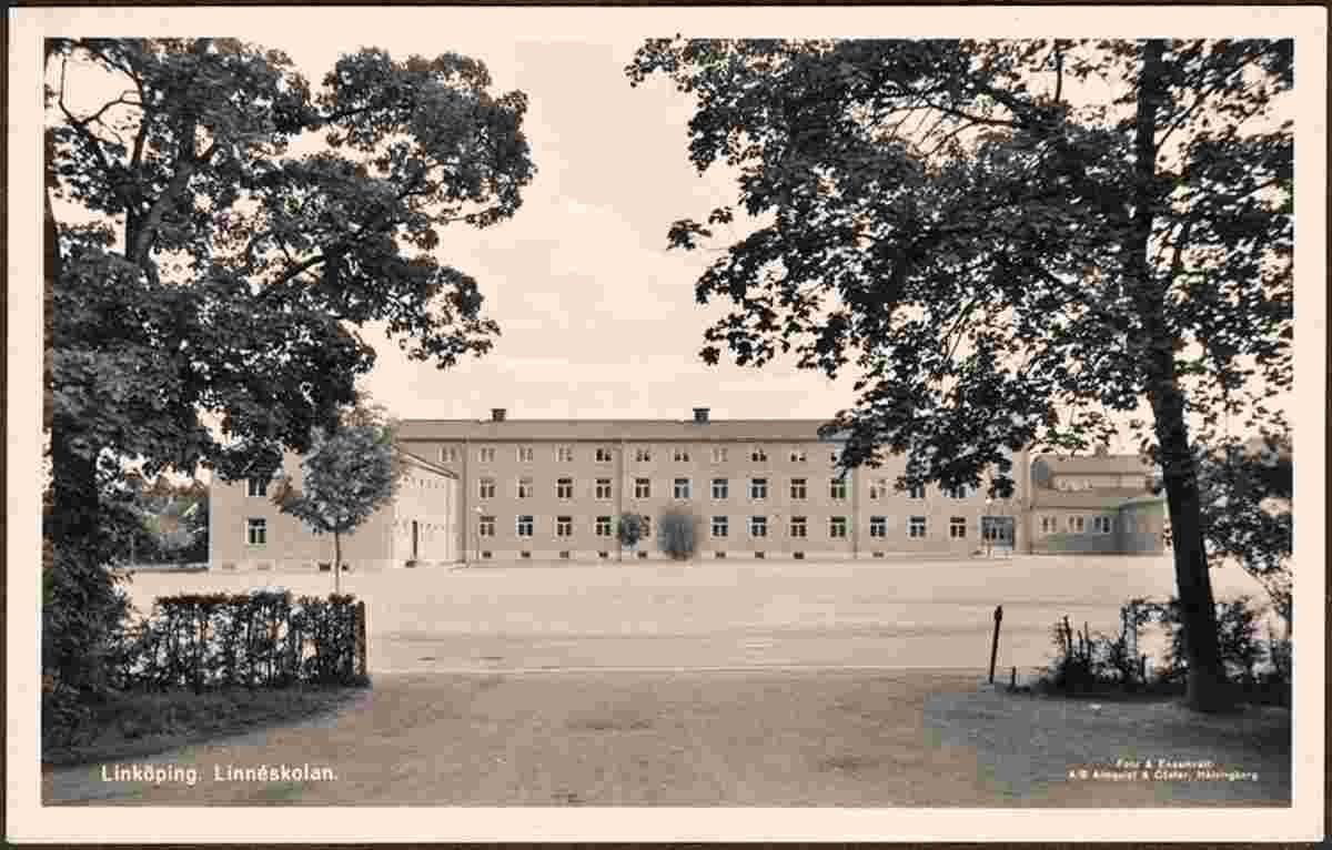 Linköping. Linneskolan (Linne-School)