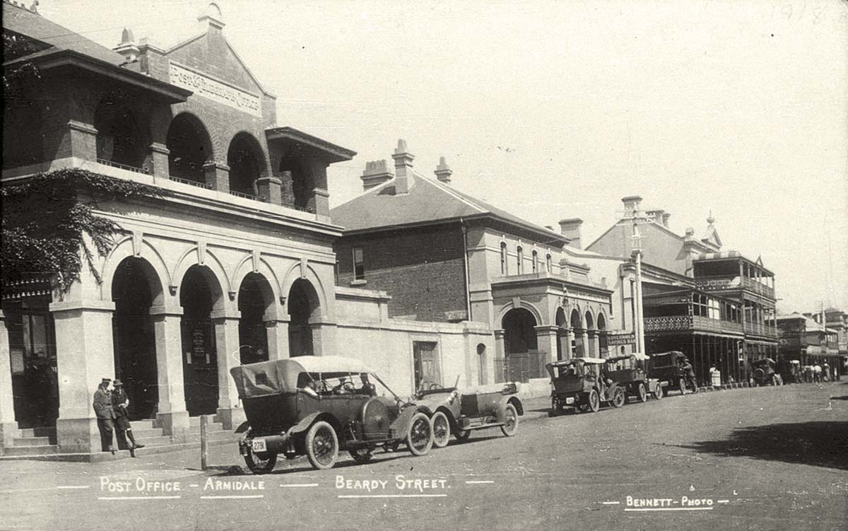 Armidale. Post Office on Main street (Beardy Street)
