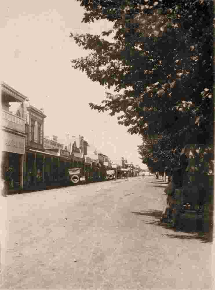 Bairnsdale. Main street with shops along left hand side, probably 1902