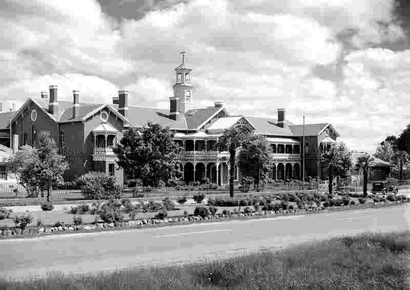 Ballarat. Orphanage, Victoria Street