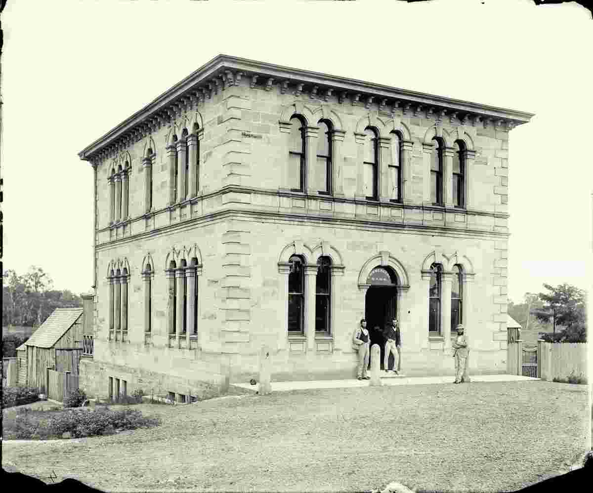 Dubbo. Commercial Bank, circa 1875