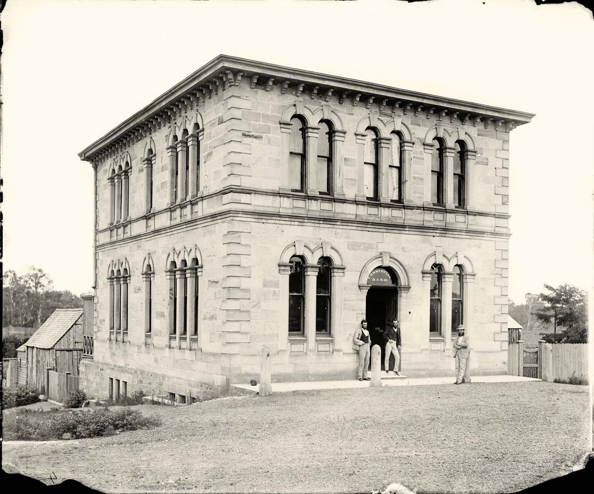 Dubbo. Commercial Bank (built 1867), circa 1875