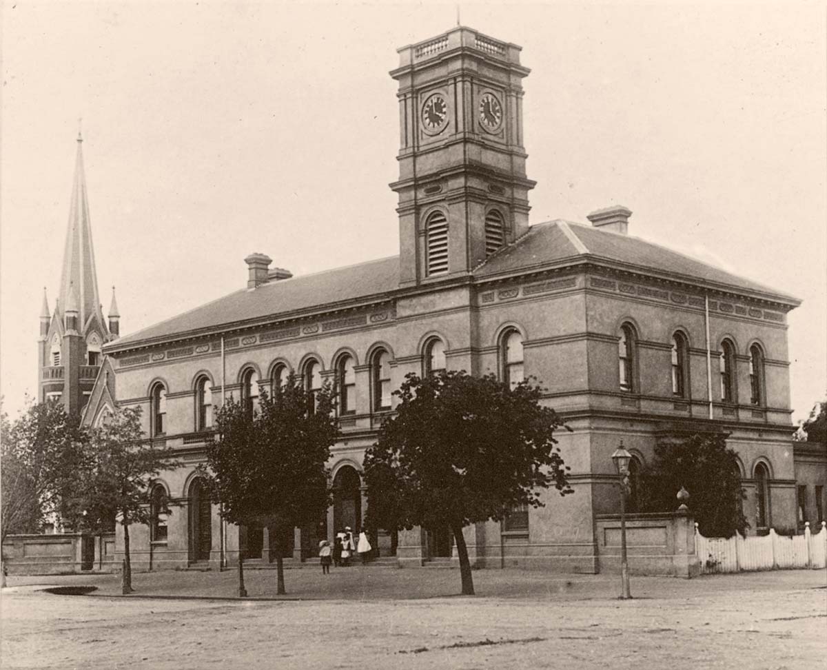 Echuca. Old Post Office with Tower clock, 1897