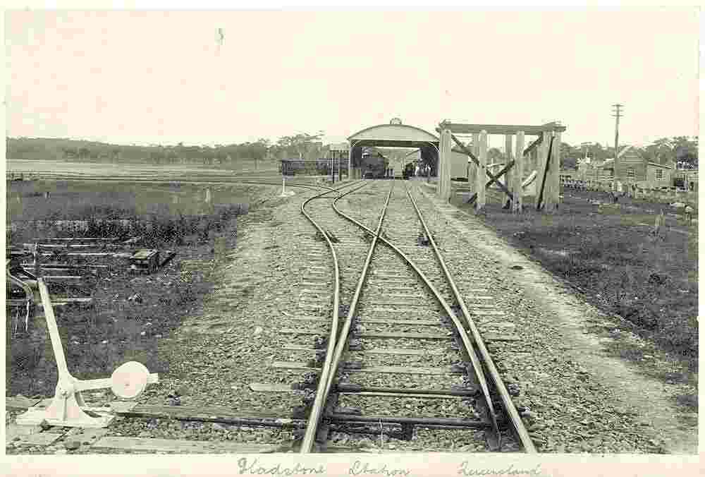 Gladstone. Railway station, circa 1895