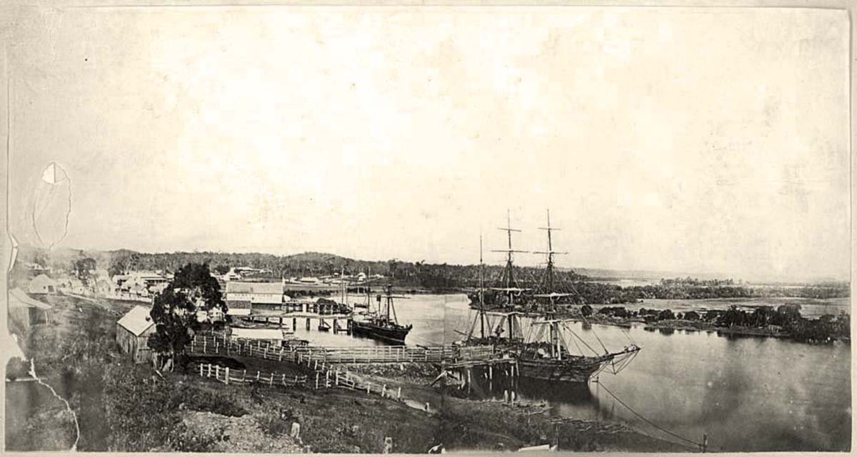 Gladstone. Ships moored at the docks at Gladstone, 1868