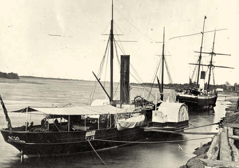 Gladstone. Steamer 'Kate' and two-masted steamer 