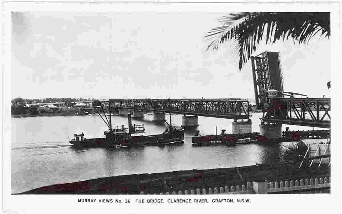 Grafton. Clarence River, Bascule Span Road and Rail Bridge, Steamship, between 1940 and 1950