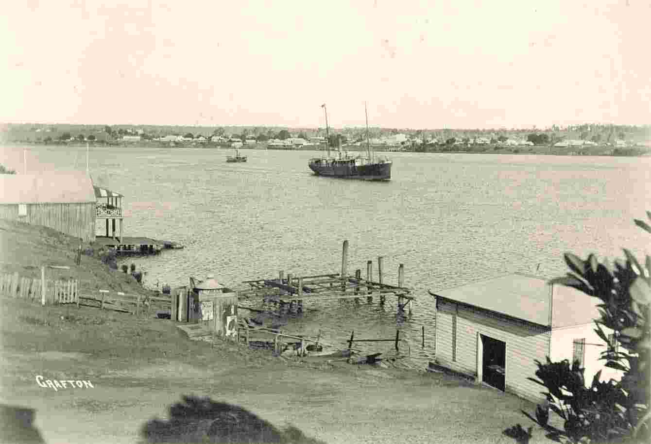 Grafton. Steamship at Clarence River