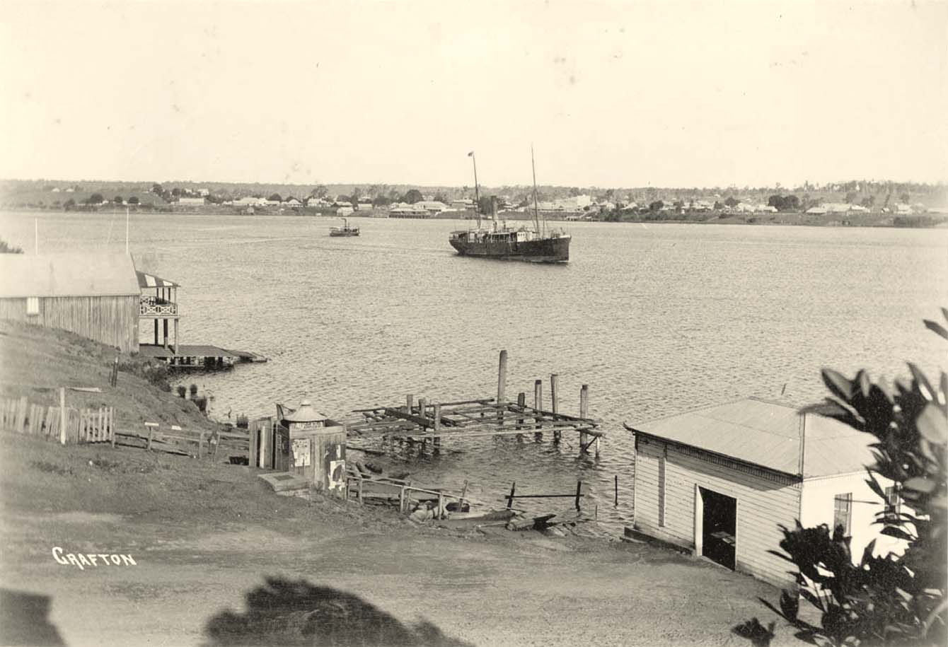 Grafton. Steamship at Clarence River, between 1900 and 1910