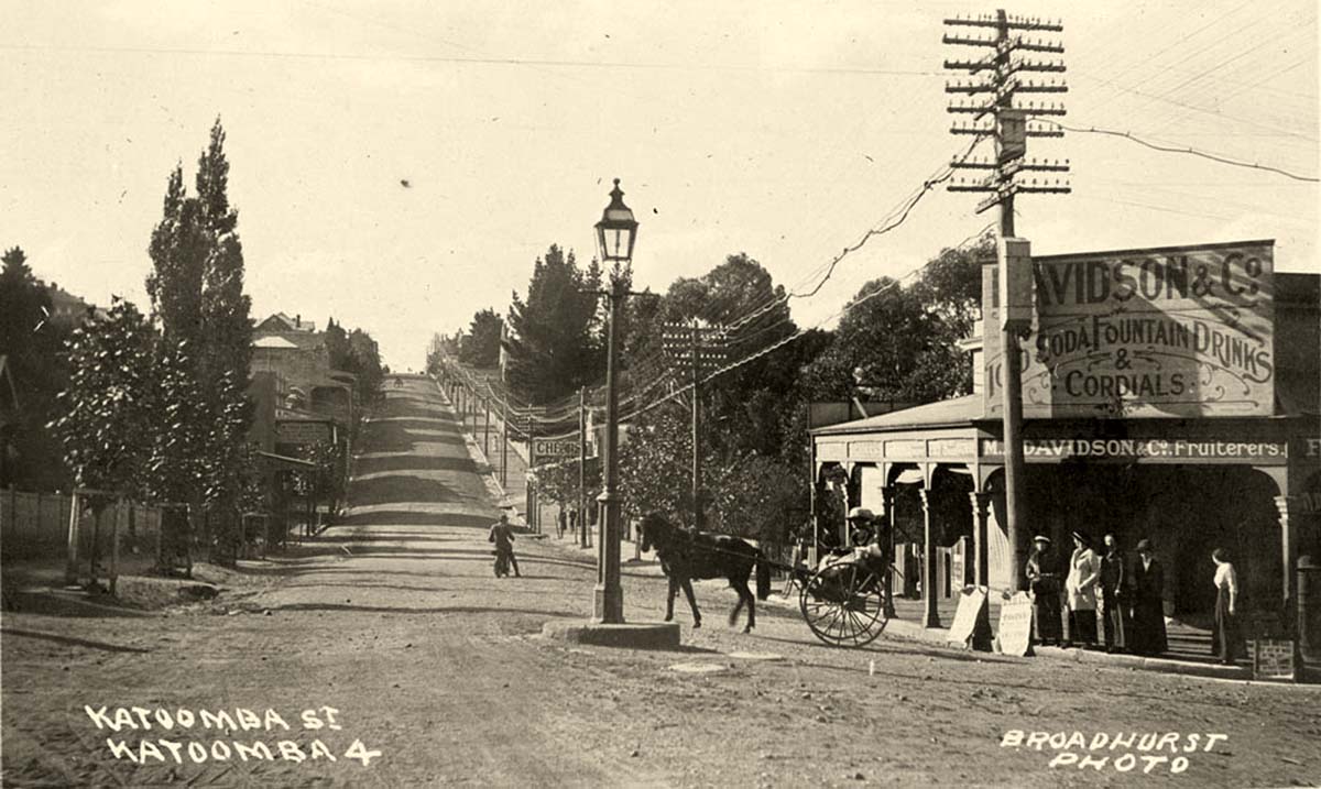 Katoomba. Katoomba Street, between 1900 and 1927