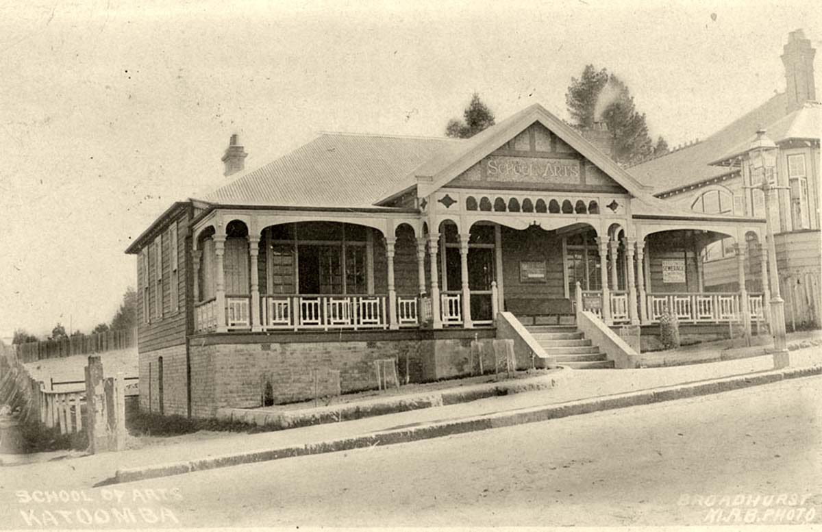 Katoomba. School of Arts, between 1900 and 1927