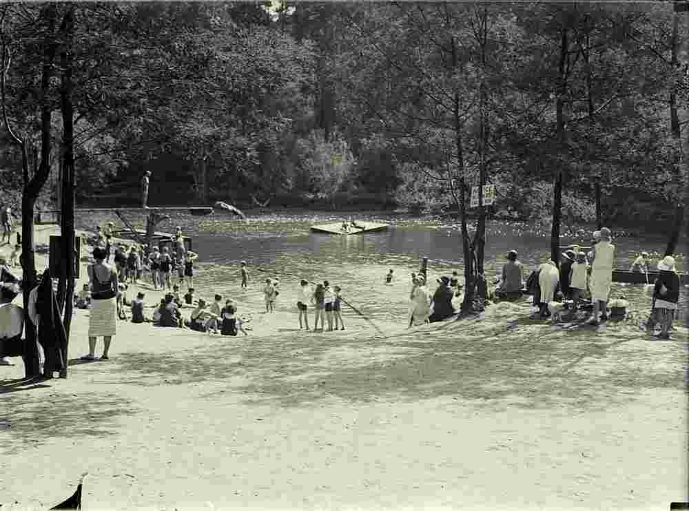 La Trobe. People swimming, circa 1920-30's