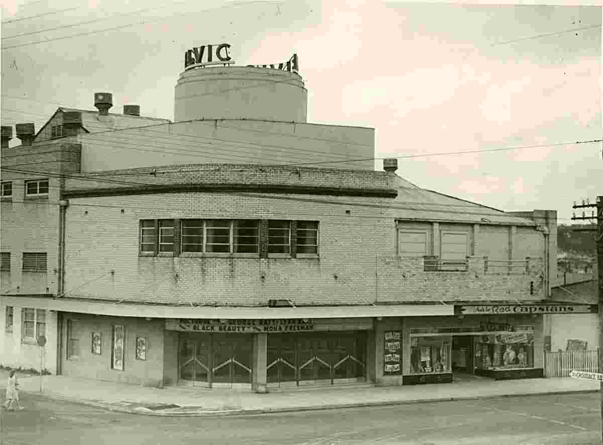Lake Macquarie. Belmont - Melvic Theatre