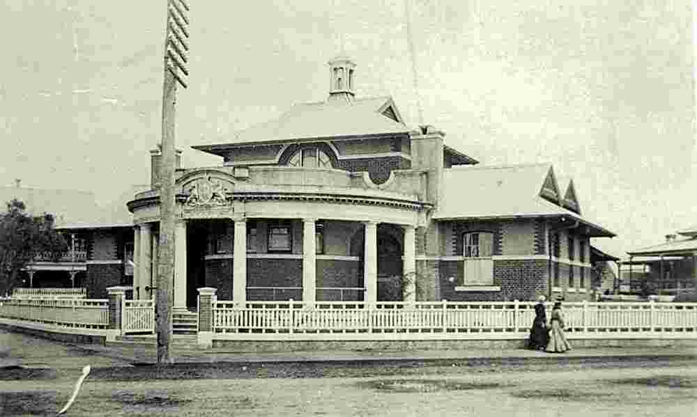 Mackay. Customs House building, 1909