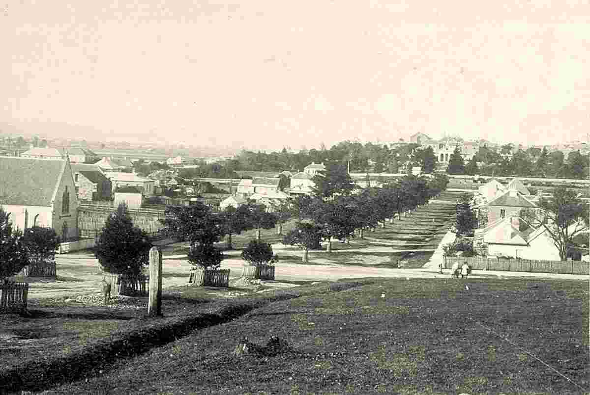 Panorama of East Maitland, 1884