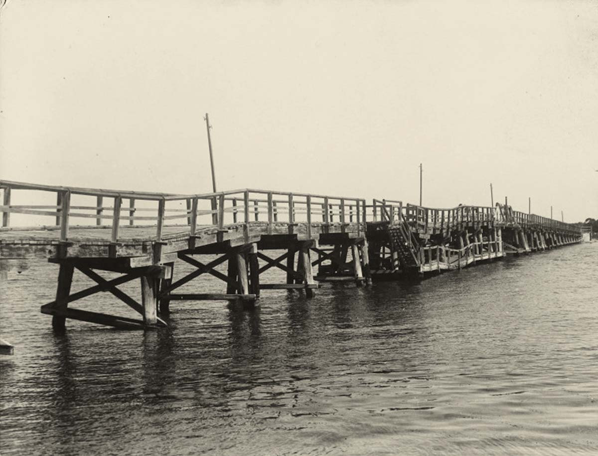 Mandurah Bridge, 1925